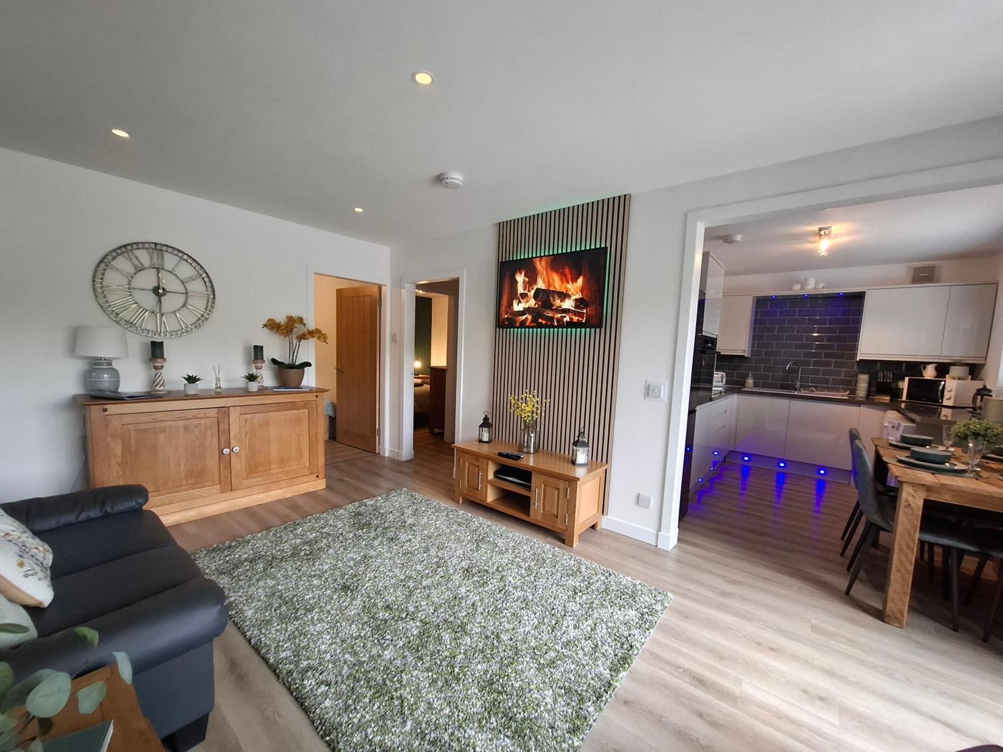 Cairnyard Lodges - Woodrow Beeswing エクステリア 写真