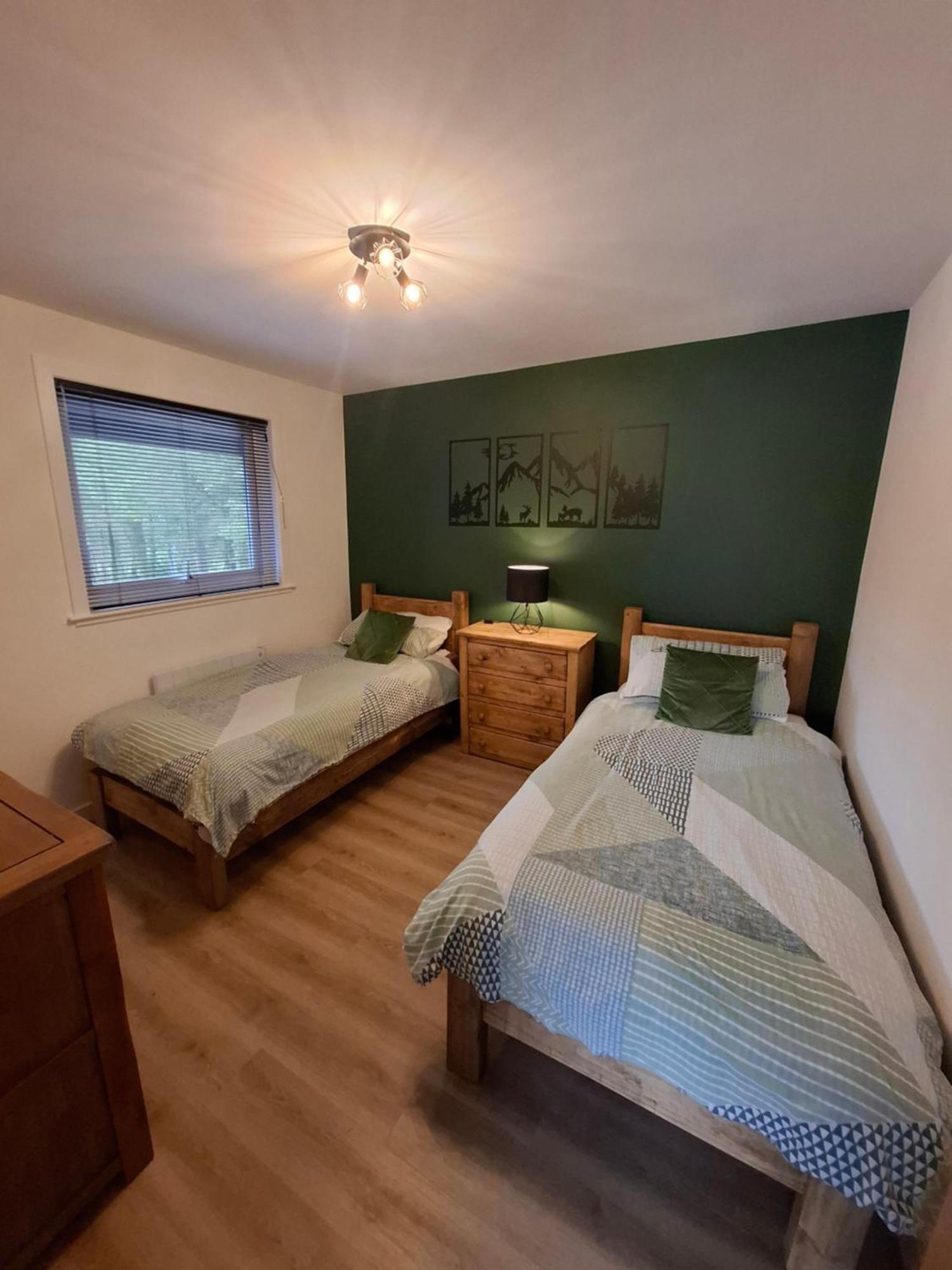 Cairnyard Lodges - Woodrow Beeswing エクステリア 写真